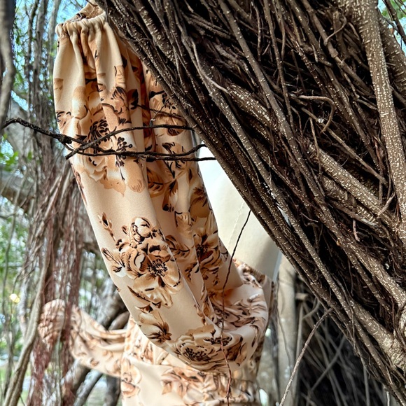 Brown Floral Corset Mini Dress Size M 8 Cold Shoulder Ruched Cocktail Party Zip - Picture 13 of 17